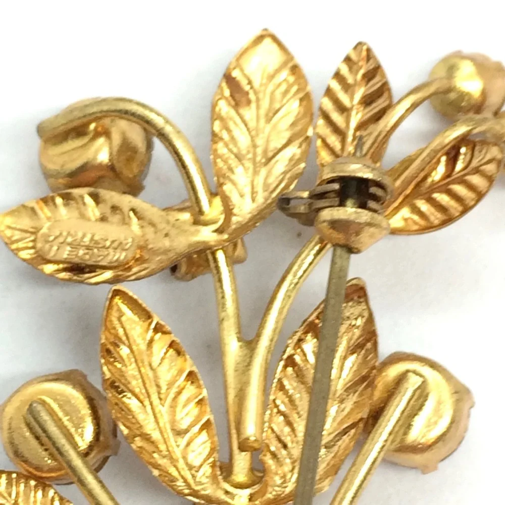 VINTAGE MADE IN AUSTRIA BROOCH FLOWER BOUQUET RHINESTONES GOLD TONE_5